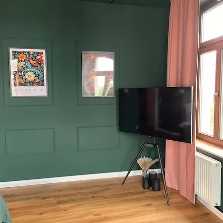 Schicke & Zentrale Altbauwohnung Lipsko