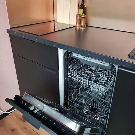 Schicke & Zentrale Altbauwohnung Apartament Lipsk