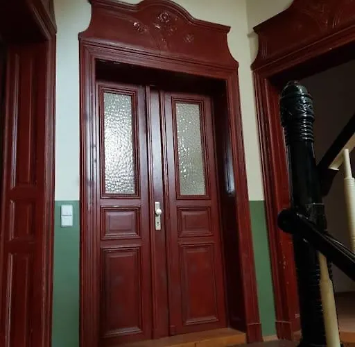 Schicke & Zentrale Altbauwohnung * Lipsia